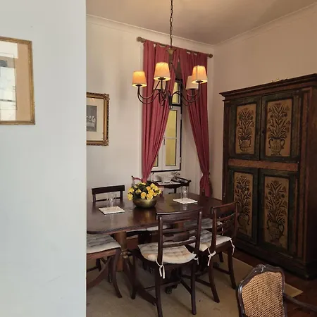 House In - Amoreiras شقة
